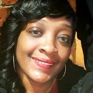 Meet your Posher, Latisha